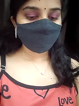 Snapshot of Angleannie chatting on 12/17/25, 06:58 Angleannie online show from 12/17/25, 06:58