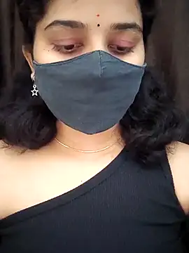 Snapshot of Angleannie chatting on 02/05/26, 04:33 Angleannie online show from 02/05/26, 04:33