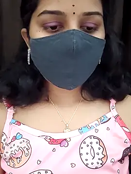 Snapshot of Angleannie chatting on 02/17/26, 05:08 Angleannie online show from 02/17/26, 05:08