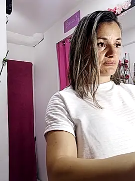 sweetfantasyy69 online show from 05/13/26, 05:21