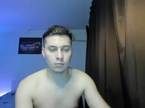 Snapshot of Dreamboy24 chatting on 01/14/26, 10:36 Dreamboy24 online show from 01/14/26, 10:36