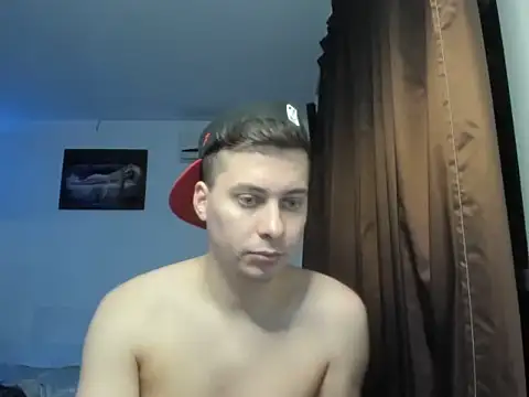 Snapshot of Dreamboy24 chatting on 01/18/26, 03:49 Dreamboy24 online show from 01/18/26, 03:49