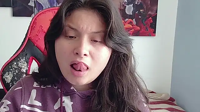 jessica gomez online show from 11/13/25, 04:50