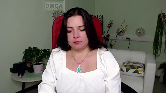 Lily flower7 online show from 10/23/25, 11:31