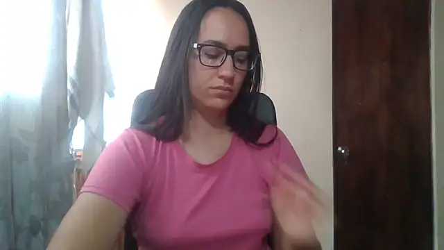 Snapshot of brittanycheeks chatting on 04/23/26, 12:15 brittanycheeks online show from 04/23/26, 12:15