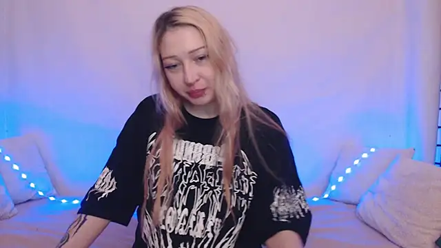 Emily hardcore online show from 09/25/25, 10:24