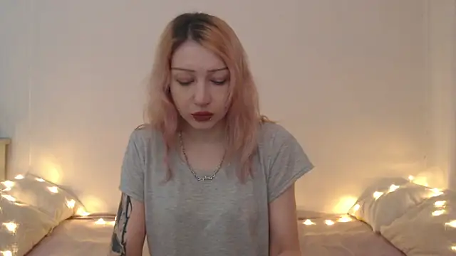 Emily hardcore online show from 06/18/26, 09:30