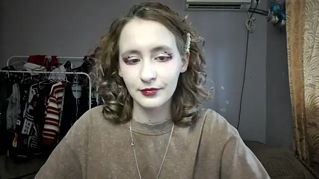 Snapshot of JoannaTompson chatting on 01/27/25, 06:09 JoannaTompson online show from 01/27/25, 06:09