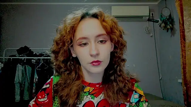 Snapshot of JoannaTompson chatting on 03/14/26, 10:26 JoannaTompson online show from 03/14/26, 10:26