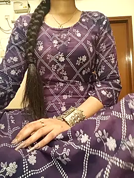Snapshot of Ruchi-34 chatting on 06/11/26, 03:04 Ruchi-34 online show from 06/11/26, 03:04