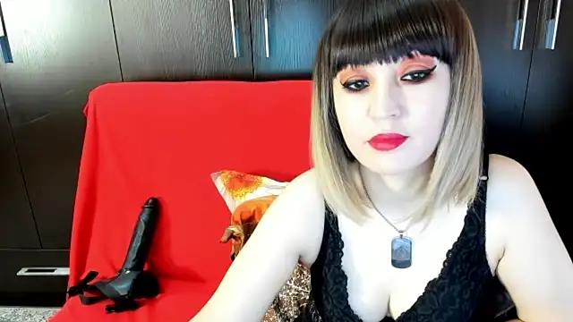 DaisyMun online show from 06/25/26, 04:45