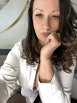 Katie-n online show from 07/17/26, 07:04