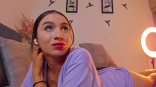 im sarah34 online show from 01/25/25, 08:00