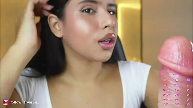 arya ruizz online show from 11/24/25, 02:17