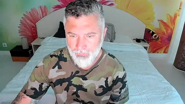 BlowMyXXL online show from 11/13/25, 05:39