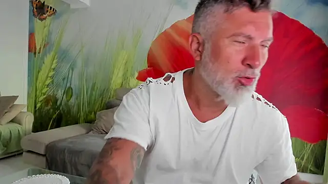 BlowMyXXL online show from 05/16/26, 05:37