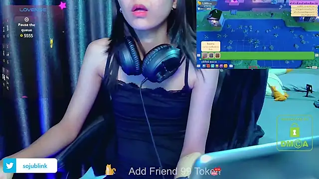 Snapshot of littlemiilk chatting on 12/30/24, 07:32 littlemiilk online show from 12/30/24, 07:32