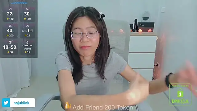 Snapshot of littlemiilk chatting on 03/20/25, 06:09 littlemiilk online show from 03/20/25, 06:09