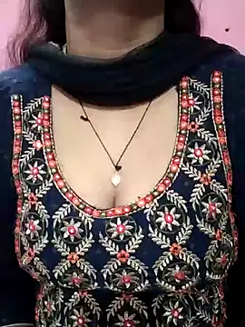 Cute nidhi online show from 12/07/24, 05:15