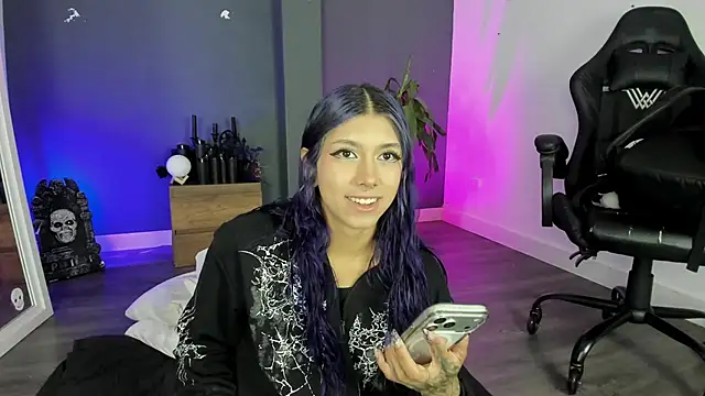Raven Witch  online show from 06/29/26, 03:34