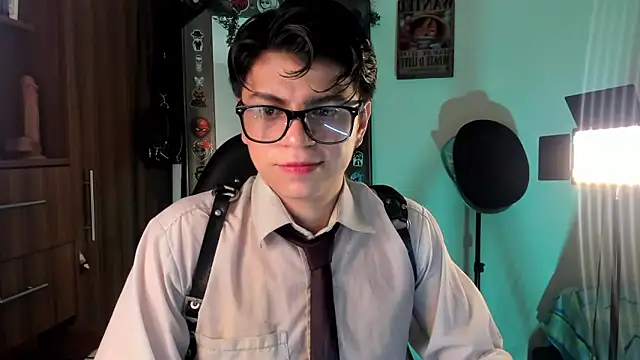 Snapshot of marckalexis chatting on 09/15/25, 02:00 marckalexis online show from 09/15/25, 02:00