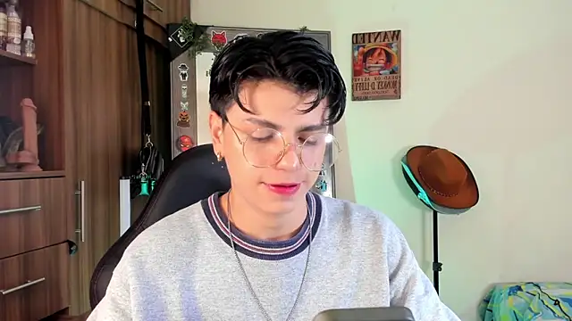 Snapshot of marckalexis chatting on 10/02/25, 06:59 marckalexis online show from 10/02/25, 06:59