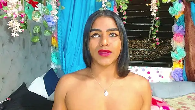 Snapshot of Karly_coffe chatting on 10/22/25, 01:50 Karly coffe online show from 10/22/25, 01:50