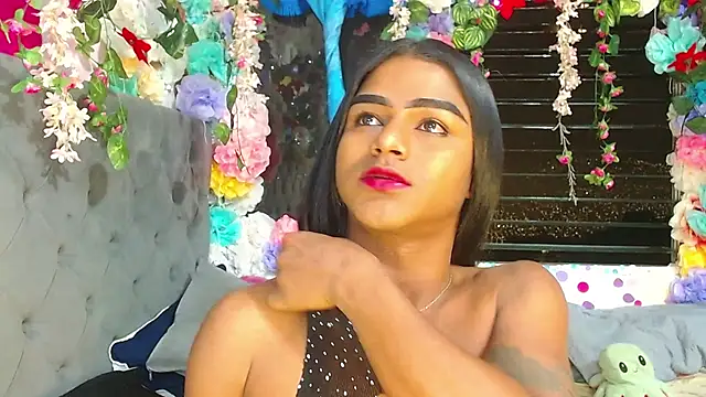 Snapshot of Karly_coffe chatting on 10/25/25, 07:38 Karly coffe online show from 10/25/25, 07:38