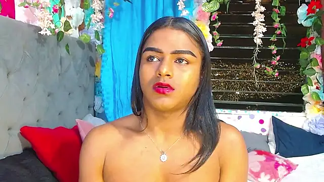 Snapshot of Karly_coffe chatting on 11/20/25, 03:18 Karly coffe online show from 11/20/25, 03:18