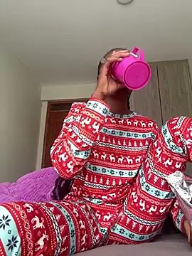 Snapshot of Fanclubbbbb chatting on 02/28/26, 07:31 Fanclubbbbb online show from 02/28/26, 07:31