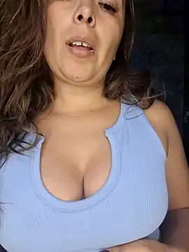 lauramcdowell1 online show from 06/27/26, 08:25
