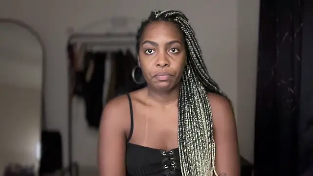 Snapshot of marisilva_br chatting on 11/02/25, 11:18 marisilva br online show from 11/02/25, 11:18