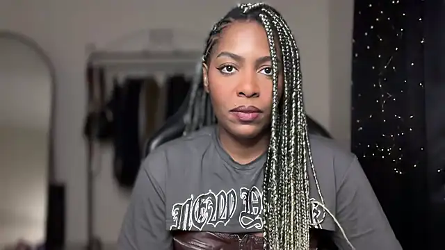 Snapshot of marisilva_br chatting on 11/12/25, 10:09 marisilva br online show from 11/12/25, 10:09