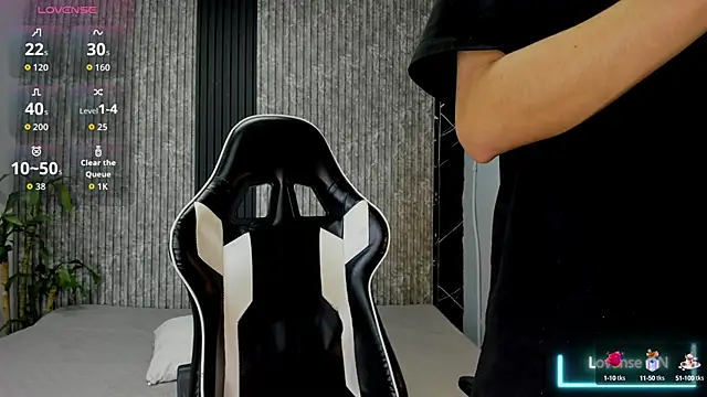 Mike 0233  online show from 10/03/25, 05:37