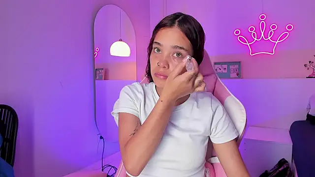 violeth hill online show from 02/21/25, 08:16