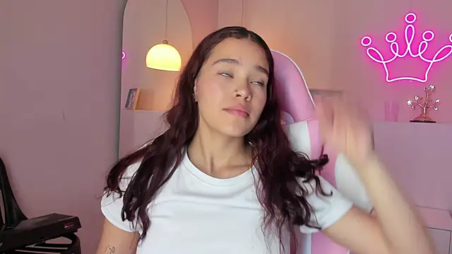 violeth hill online show from 03/08/25, 07:20