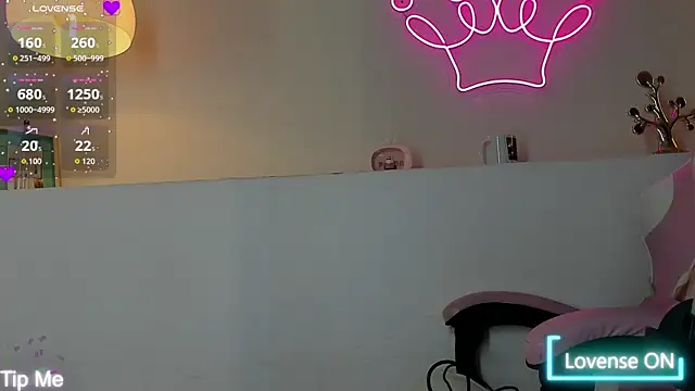 violeth hill online show from 11/10/25, 05:56