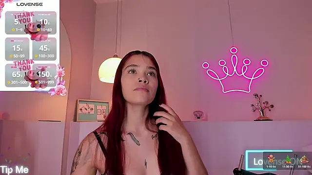 violeth hill online show from 11/24/25, 07:46