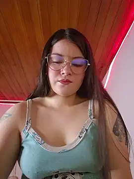 juli05star20 online show from 05/01/26, 11:20
