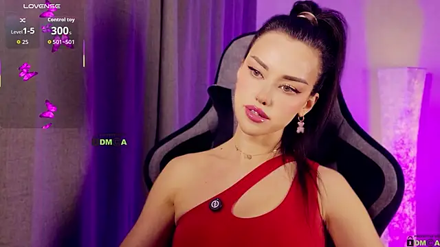 Snapshot of -CrazyAnna- chatting on 02/18/26, 11:06 -CrazyAnna- online show from 02/18/26, 11:06