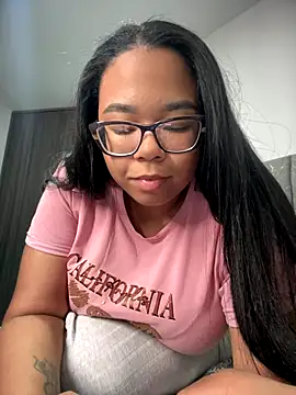 XMara online show from 10/28/25, 06:54