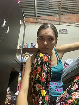 lilithanderson online show from 12/04/25, 10:51