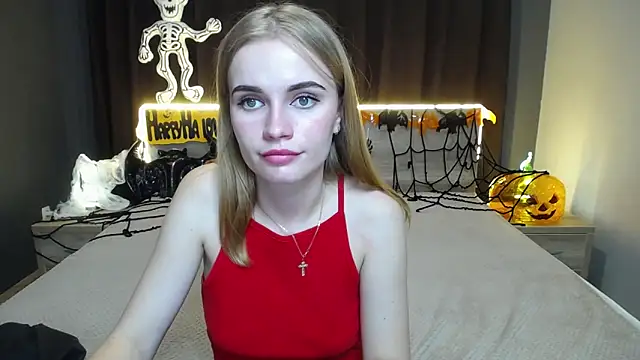 MargaritaKiss online show from 10/15/25, 06:52