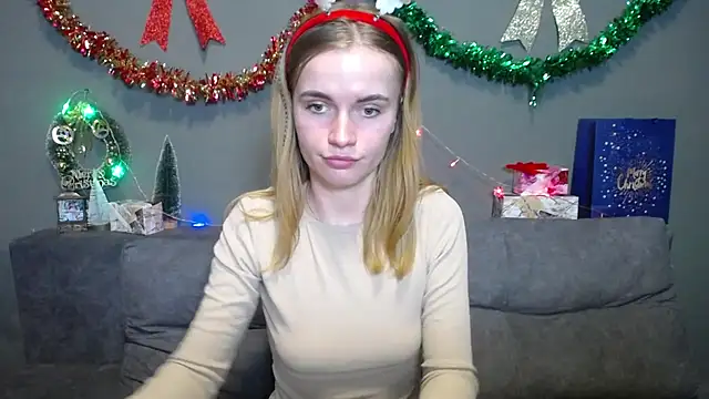 Snapshot of MargaritaKiss chatting on 12/20/25, 08:05 MargaritaKiss online show from 12/20/25, 08:05