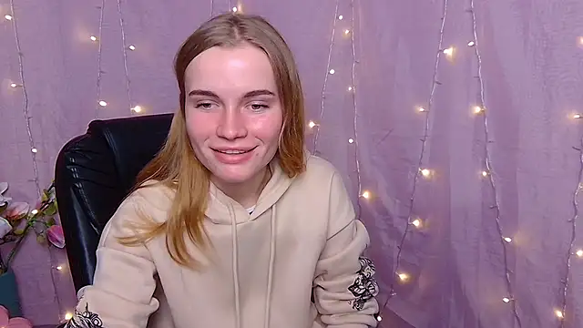 Snapshot of MargaritaKiss chatting on 02/18/26, 07:43 MargaritaKiss online show from 02/18/26, 07:43