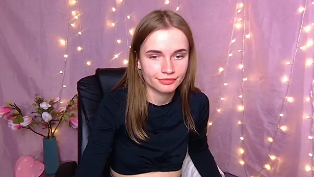Snapshot of MargaritaKiss chatting on 03/07/26, 08:06 MargaritaKiss online show from 03/07/26, 08:06