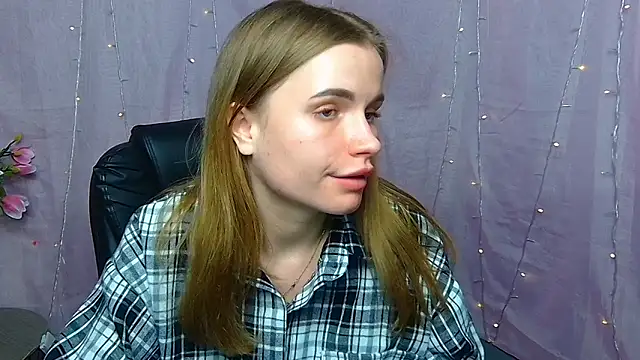 Snapshot of MargaritaKiss chatting on 03/23/26, 08:46 MargaritaKiss online show from 03/23/26, 08:46