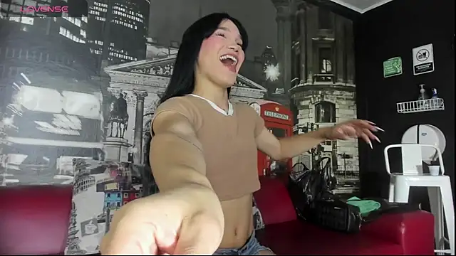 CloeRodriguez online show from 11/30/25, 05:39