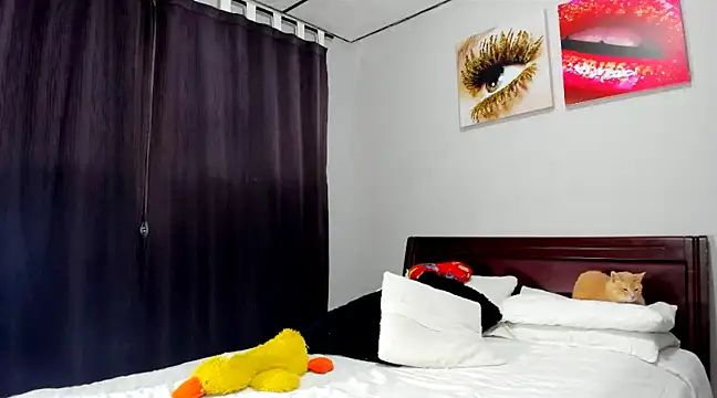 Snapshot of aleziiacam chatting on 02/22/25, 03:23 aleziiacam online show from 02/22/25, 03:23