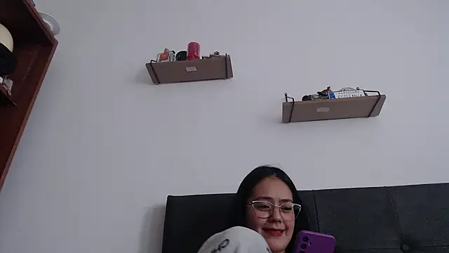 Snapshot of Alisha_99 chatting on 03/22/26, 06:33 Alisha 99 online show from 03/22/26, 06:33